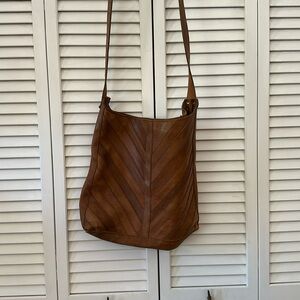 Joanna Gains leather tote